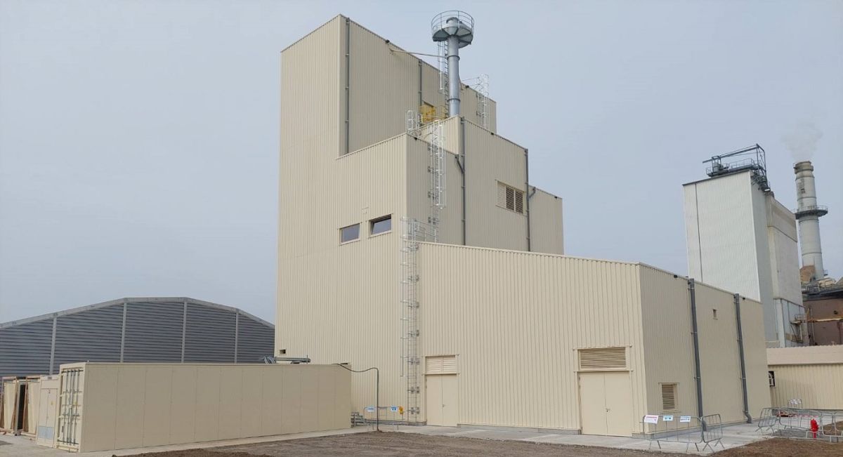Za Knauf Insulation smo zasnovali in opremili kontejnerska stikališča