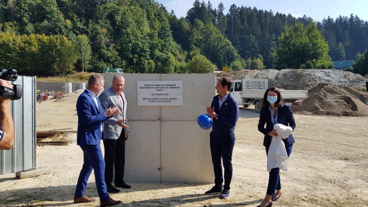 Položili temeljni kamen za bazenski kompleks