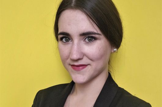 Nika, Kolektorjeva štipendistka