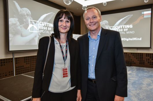 Kolektor na konferenci Cutting Edge of Digital Mind