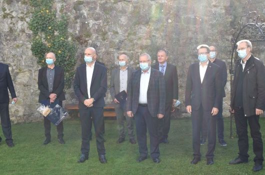 V Ilirski Bistrici podpisali pogodbi za izgradnjo dveh sklopov povezovalnega vodovoda Ilirska Bistrica – Rodik